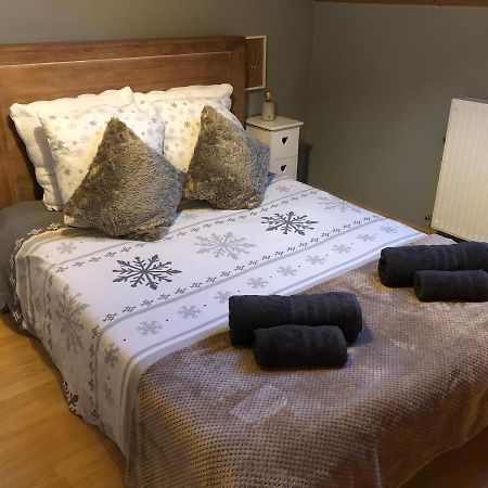 Charmant Appartement 2-4 Personnes Entre Annecy Et Aravis 通内 外观 照片